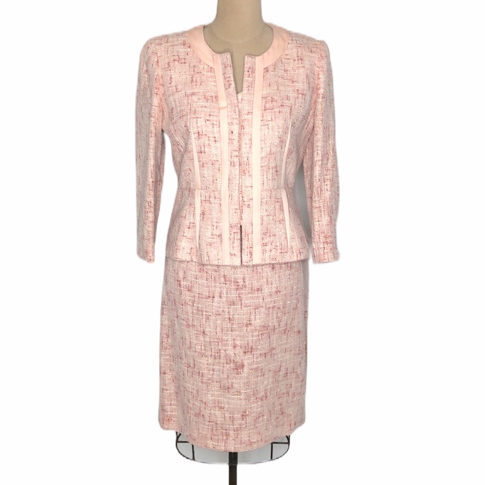 Tahari textured weave 2 pc skirt suit w/silk trim